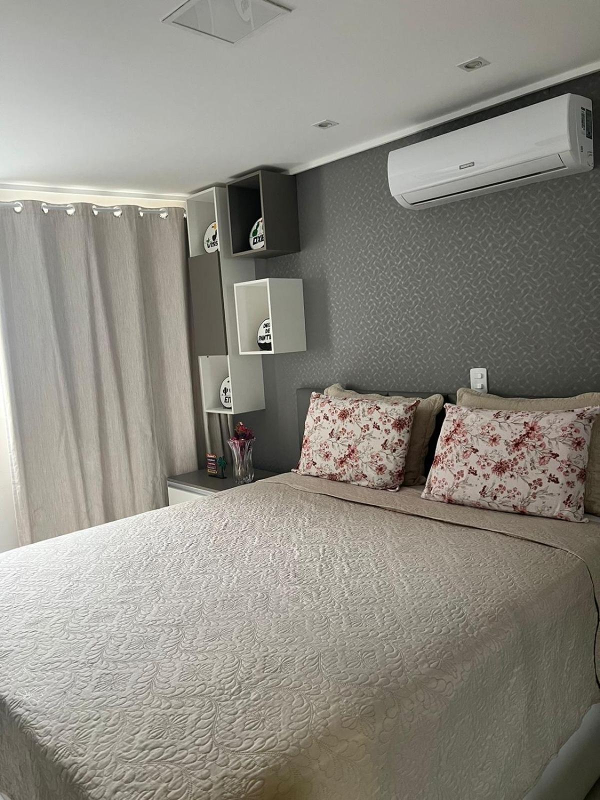 Manaira Palace Apartment